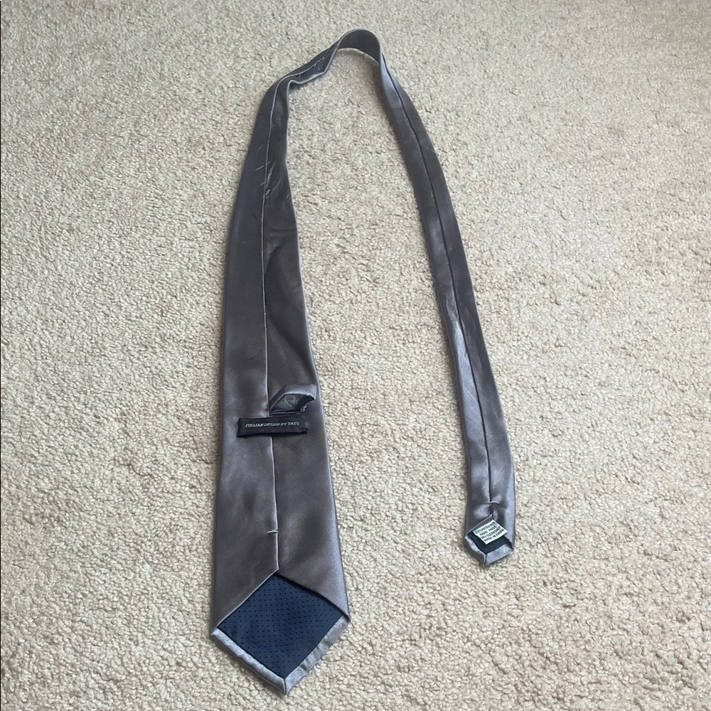 Sleek Gray Tie